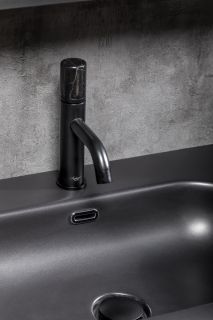 Смеситель для раковины Boheme Stick чёрный 121-B-MR-B