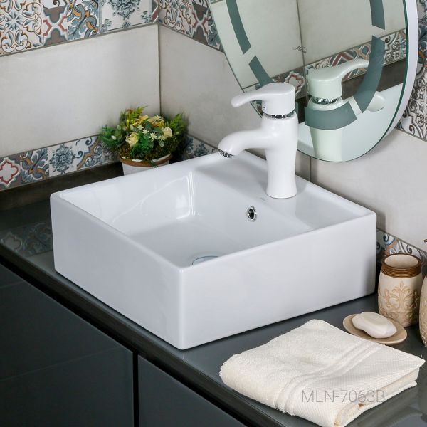 Накладная раковина Melana 7063B-805 40см белый