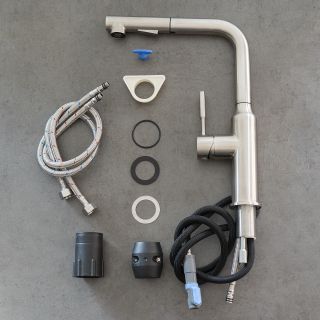 Смеситель для кухни Lemark Expert LM5085S с вытягивающимся поворотным изливом сталь