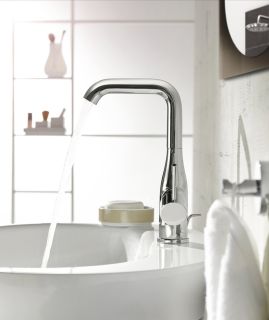 Смеситель для раковины GROHE Essence+ с донным клапаном и высоким изливом, хром (32628001)